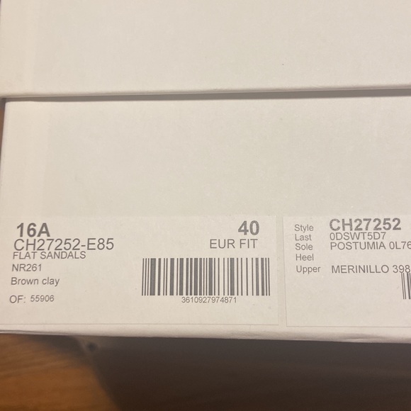 COPY - Chloe Shearling Sandals Slippers Size 40 - Picture 3 of 5